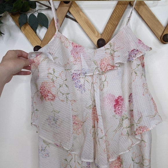 A New Day Hydrangea Floral Tiered Midi Dress - Picture 4 of 9